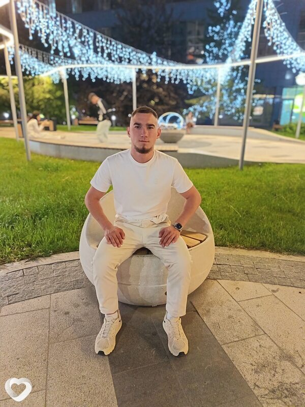Александр, 23, Серпухове — анкета №738703
