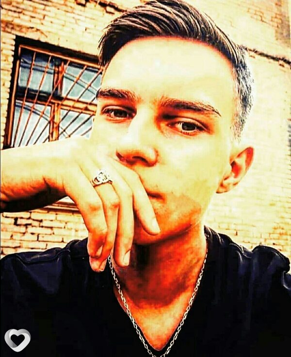 Кирилл, 22, Барнауле — анкета №738894