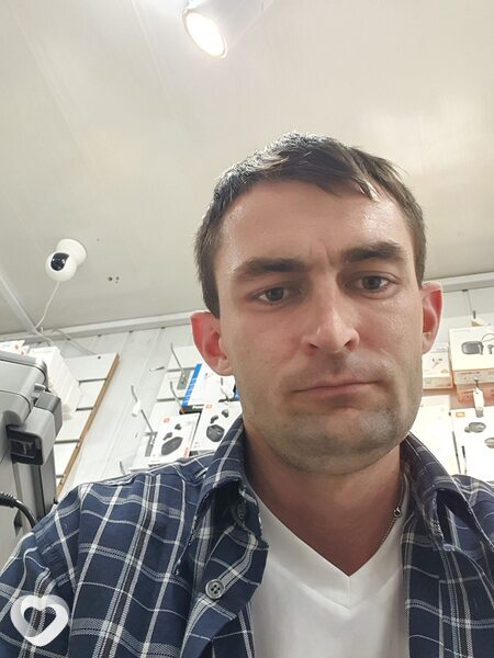Дмитро, 31, Изюме — анкета №739208