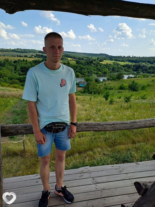 Влад, 27, Черкассах — анкета №739333