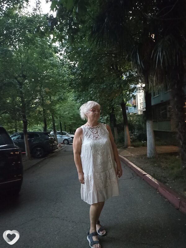 Ольга, 60, Сочи — анкета №739359