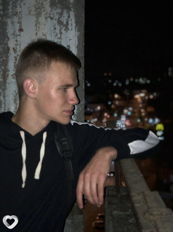 Олег, 24, Москве — анкета №740678