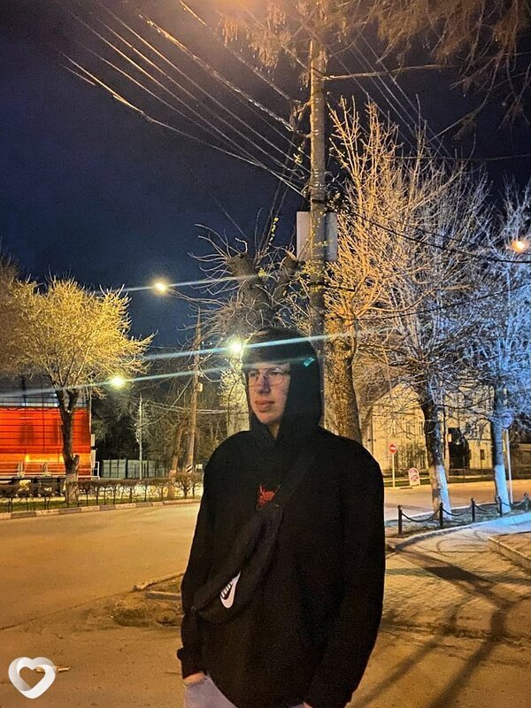 Андрей, 22, Москве — анкета №740756