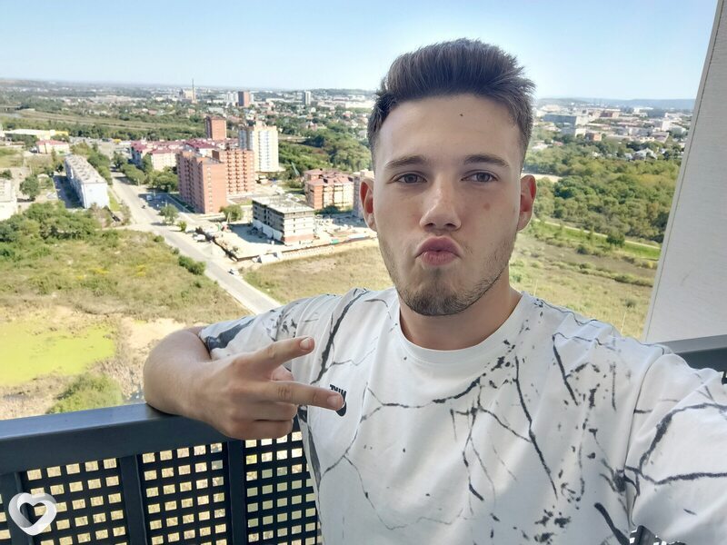 Эдуард, 21, Владивостоке — анкета №741498
