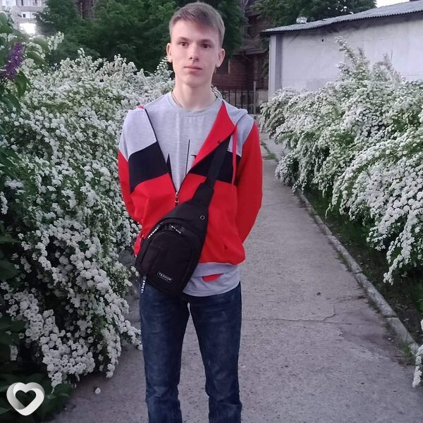 Владислав, 21, Сумах — анкета №741123