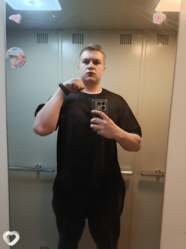 Михаил, 21, Железногорске — анкета №741187