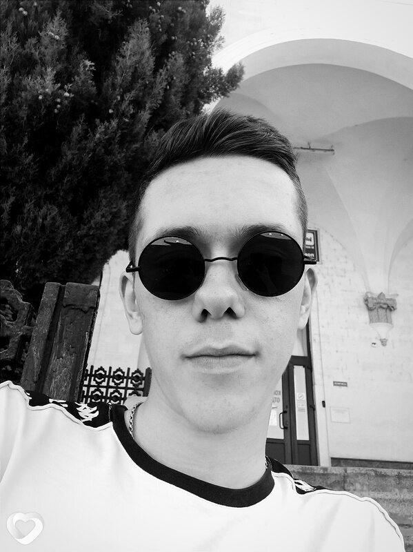 Илья, 21, Москве — анкета №741684