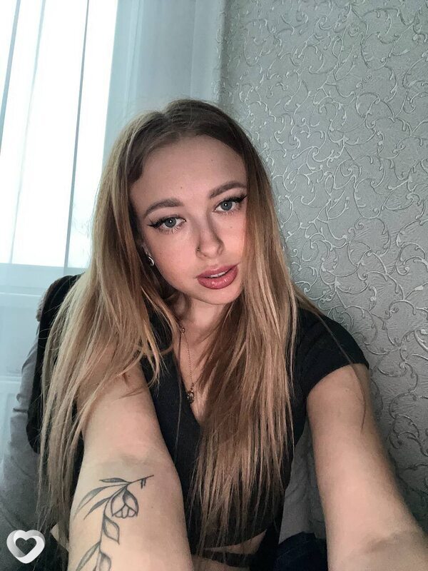 Ксения, 21, Луганске — анкета №741728