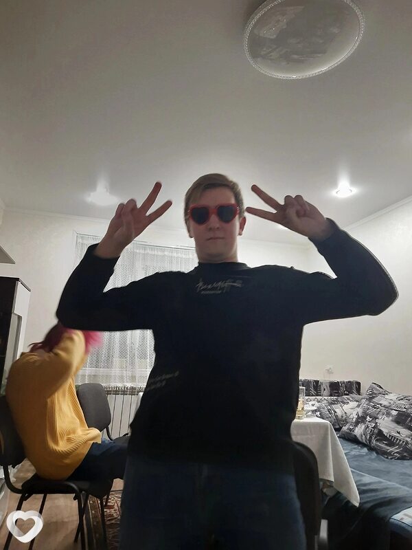 Антон, 22, Калуге — анкета №742102