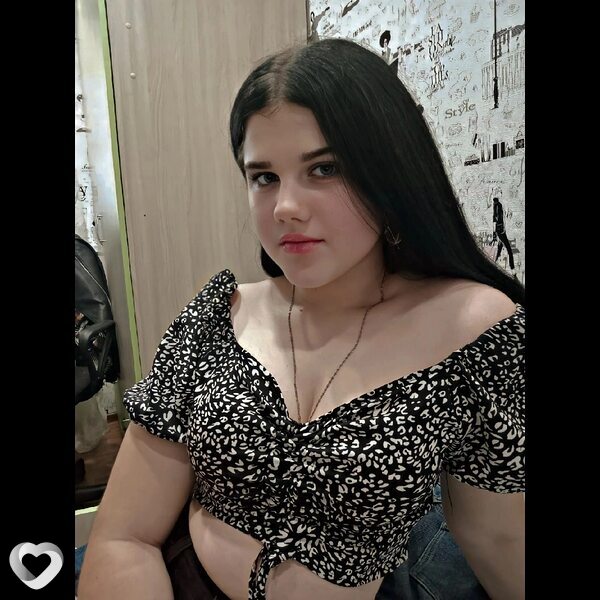 Лиза, 21, Ровеньках — анкета №742015