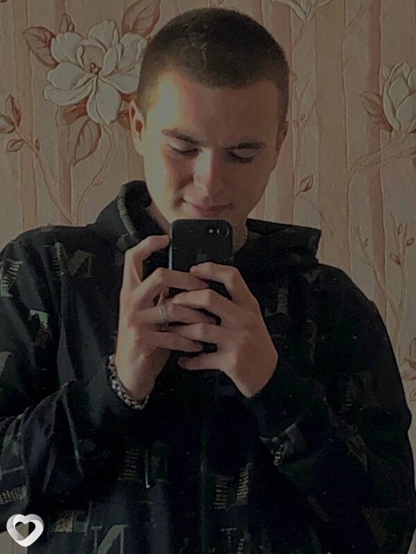 Илья, 21, Москве — анкета №742248