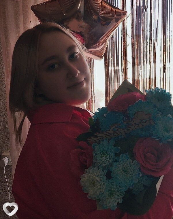 Юлия, 22, Бийске — анкета №742276