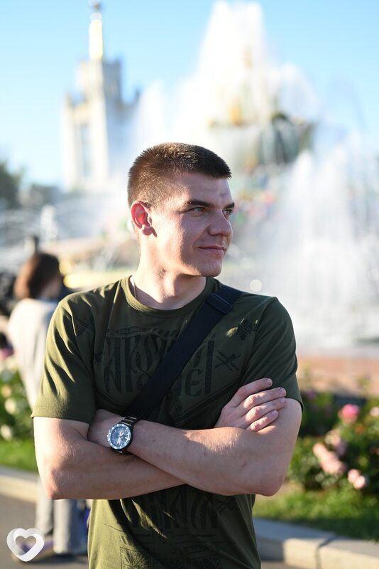 Иван, 24, Москве — анкета №742671