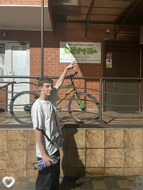 Сережа, 21, Краснодаре — анкета №742822