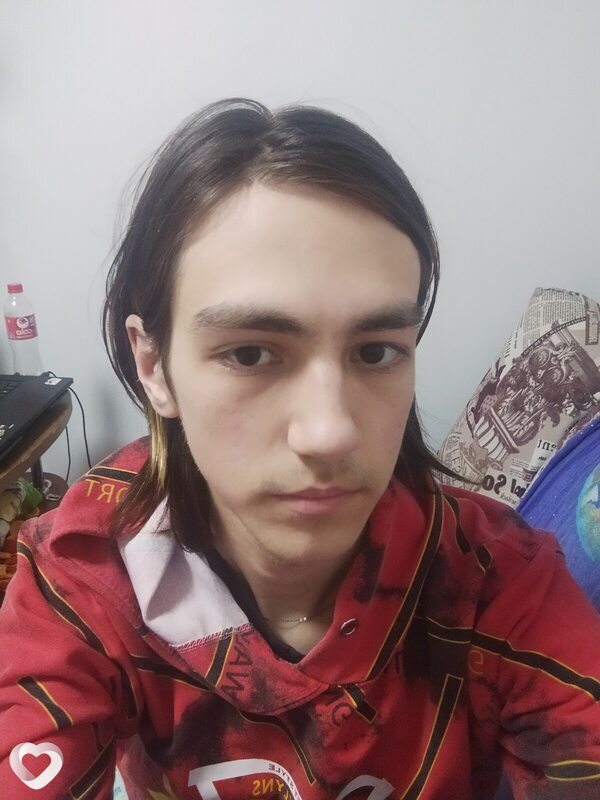 Ярослав, 21, Москве — анкета №742990