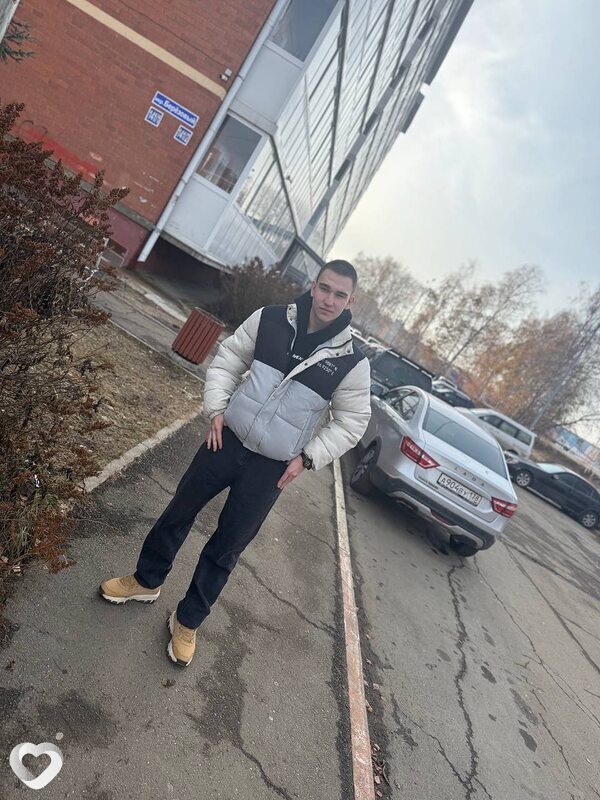 Дмитрий, 20, Усть-Илимск — анкета №743417