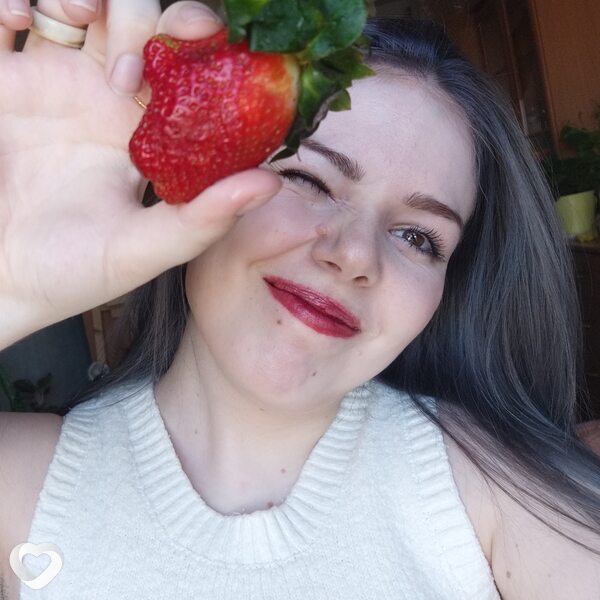Лаура, 24, Санкт-Петербурге — анкета №743249