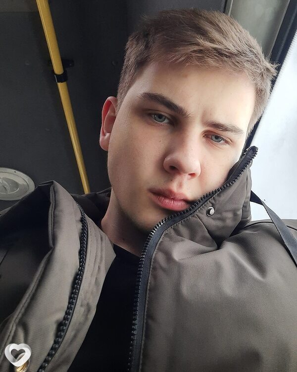 Коля, 24, Москве — анкета №743490