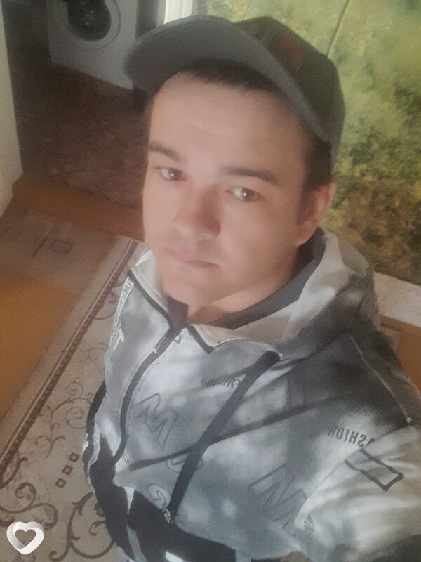 Виталий, 29, Речице — анкета №743747