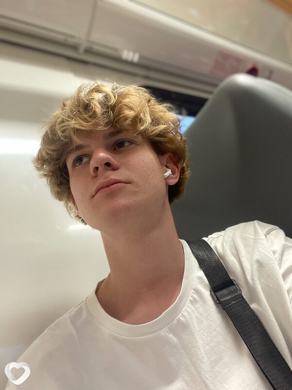 Даниил, 21, Москве — анкета №744231