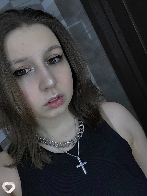 Анна, 22, Курске — анкета №744397