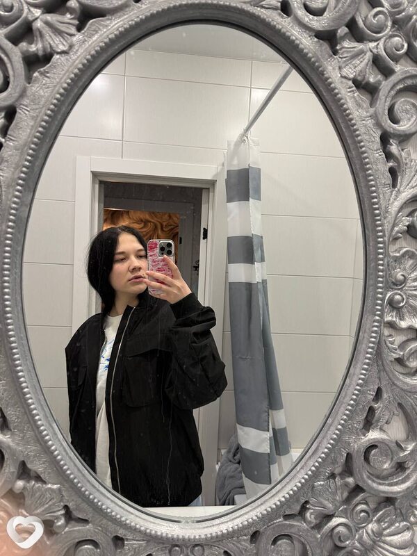 Яна, 19, Ростове-на-Дону — анкета №745074