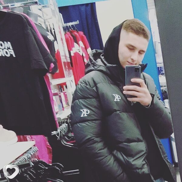 Виталий, 23, Ижевске — анкета №744931