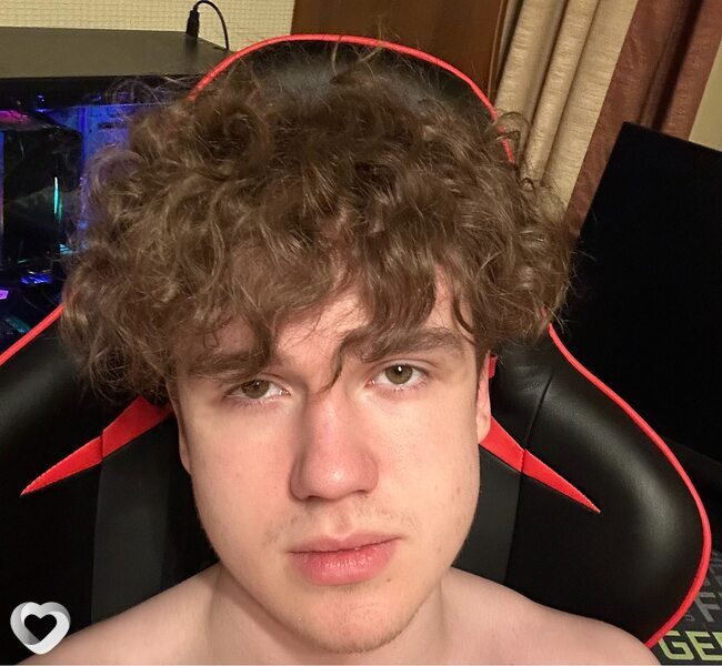 Александр, 21, Москве — анкета №746247