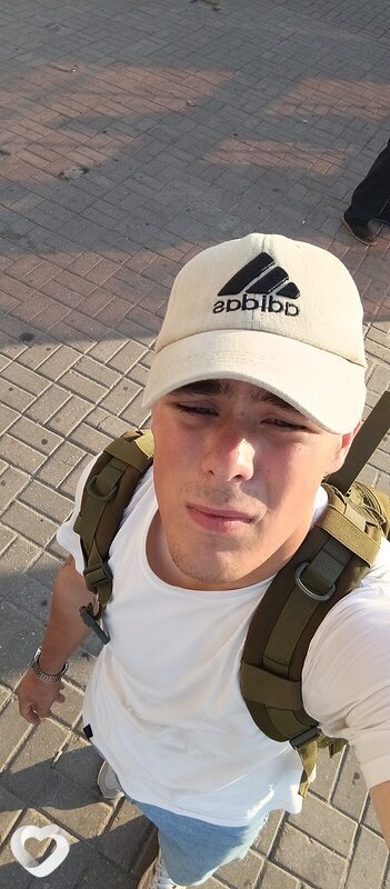 Валера, 23, Гомеле — анкета №747047