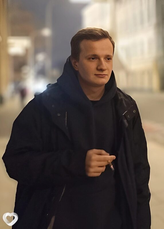 Олег, 24, Мытищах — анкета №747092