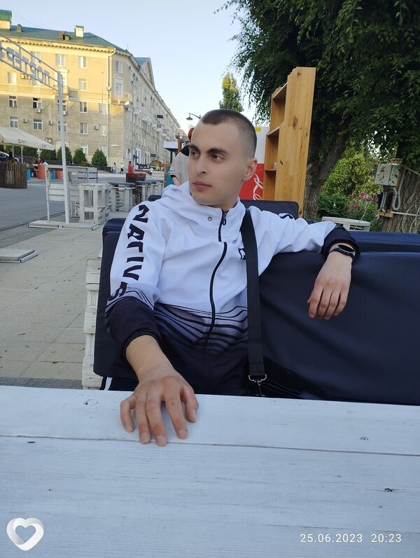 Алексей, 26, Саратове — анкета №747270