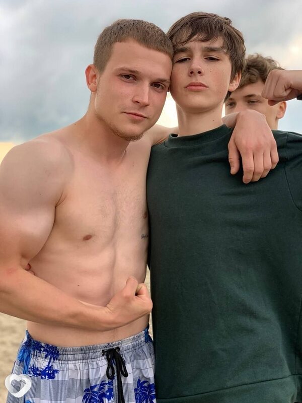 Илюша, 21, Ростове-на-Дону — анкета №747412