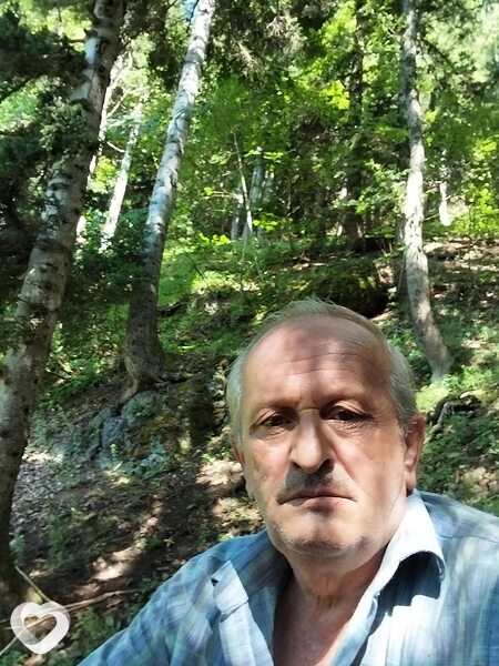 Енвер, Батуми