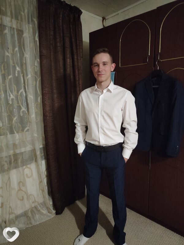 Артем, 28, Краснодаре — анкета №748488