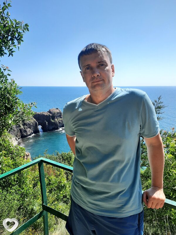 Артем, 41, Ханты-Мансийске — анкета №749001