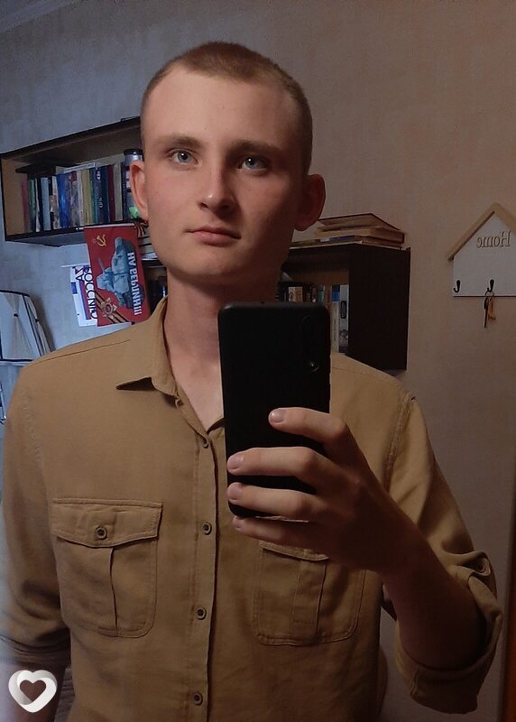 Александр, 21, Москве — анкета №749213