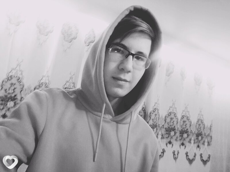 Антон, 21, Копейске — анкета №749353