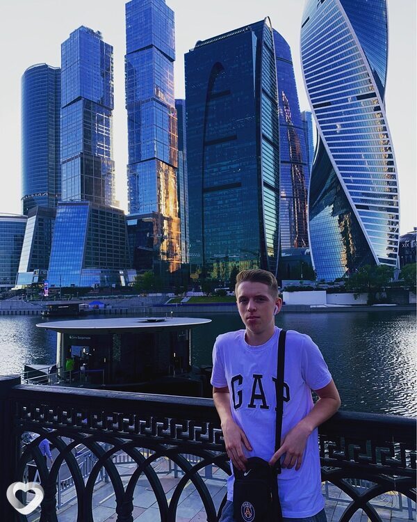 Кирилл, 21, Москве — анкета №750494