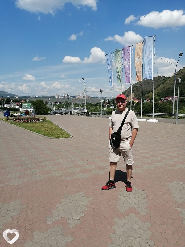 Юрий, 44, Саяногорске — анкета №751482