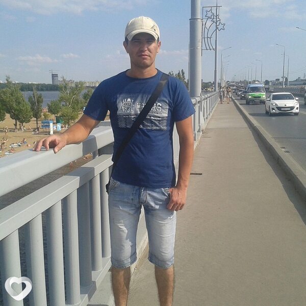 Толик, 39, Саратове — анкета №751731