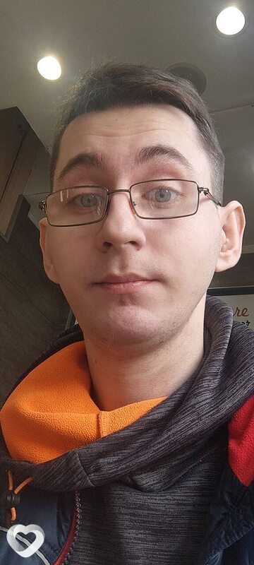 Антон, 28, Череповце — анкета №751853