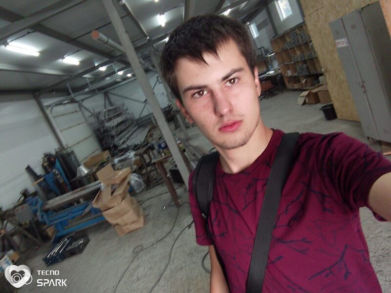 Денис, 21, Новосибирске — анкета №752245