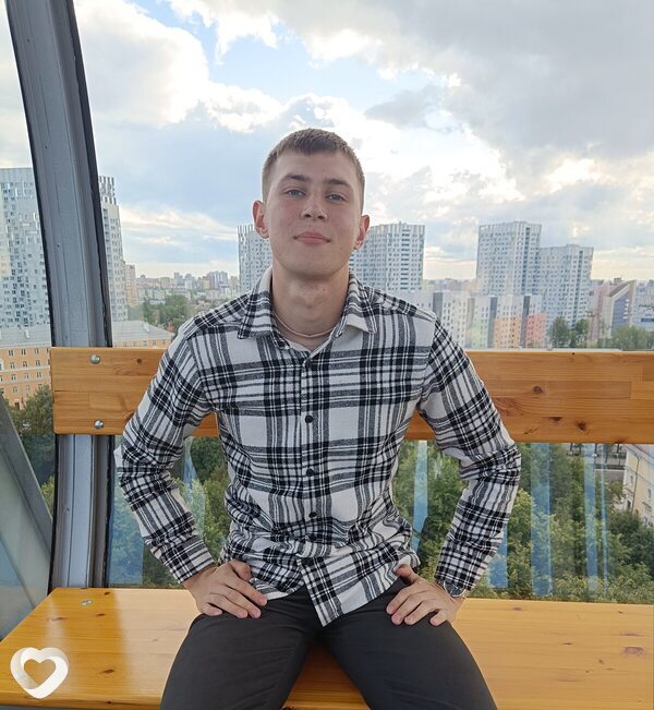 Кирилл, 23, Москве — анкета №752437