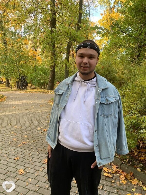 Толя, 21, Санкт-Петербурге — анкета №752670