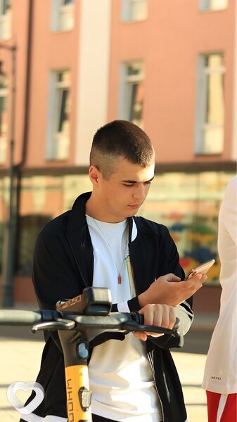 Гена, 23, Москве — анкета №752621