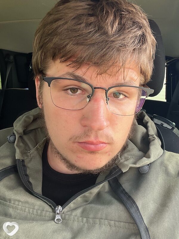 Михаил, 22, Ставрополе — анкета №752926