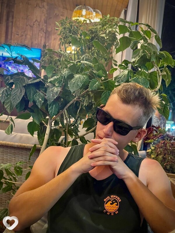 Илья, 26, Москве — анкета №753438