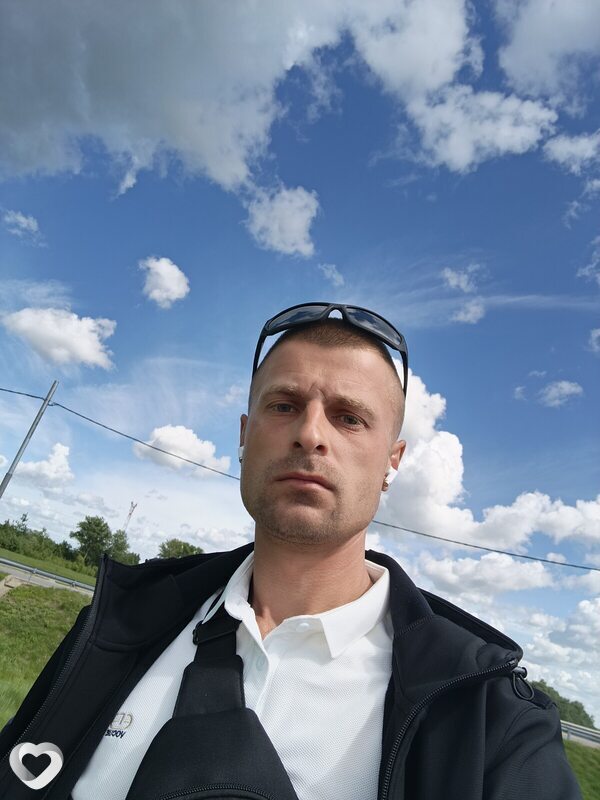 Денис, Венев