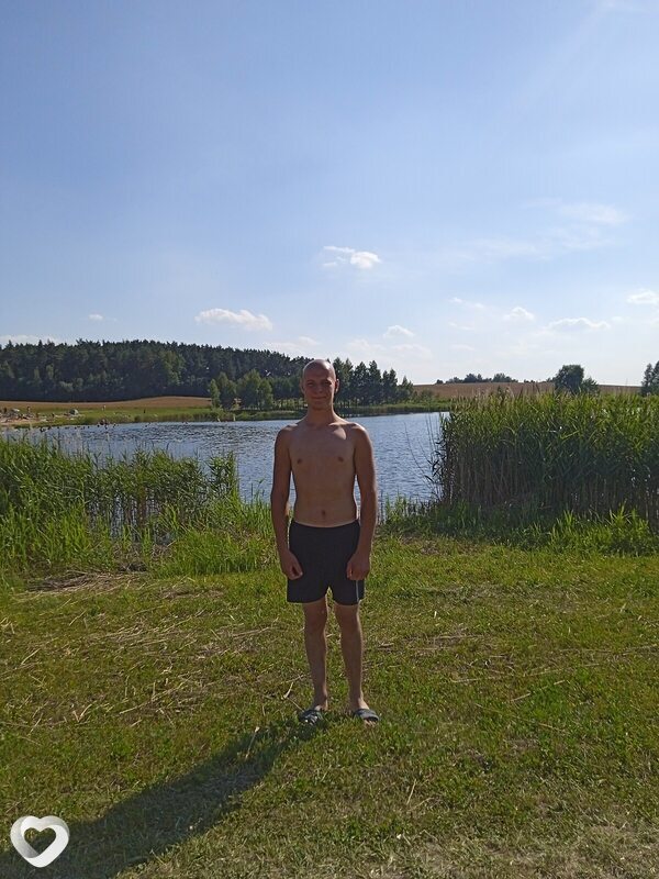 Алексей, 21, Барановичах — анкета №753595