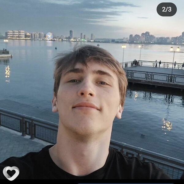 Иван, 22, Москве — анкета №753577